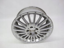 Laden Sie das Bild in den Galerie-Viewer, 1x Alufelge 17 Zoll 7.0" 5x112 51ET Glanz Silber A1774014900 Mercedes-Benz W447 FEL3293226198yr