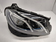 Laden Sie das Bild in den Galerie-Viewer, Frontscheinwerfer Mercedes-Benz W213 A2139067806 Full LED Rechts Headlight SCH4436799884ca