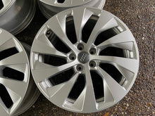 Laden Sie das Bild in den Galerie-Viewer, 4x Alufelge 18 Zoll 8.0" 5x112 26ET Glanz Silber 4K8601025 Audi Rim Wheel FEL3267275851zq
