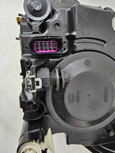 Load image into Gallery viewer, Frontscheinwerfer VW Caddy IV 2K1941032B Rechts Scheinwerfer Headlight SCH5648317259ml