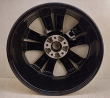 Laden Sie das Bild in den Galerie-Viewer, 1x Alufelge 18 Zoll 7.0" 5x114.3 40 5ET Glanz Silber 52910-3U310 Kia Sportage FEL8965121542nx