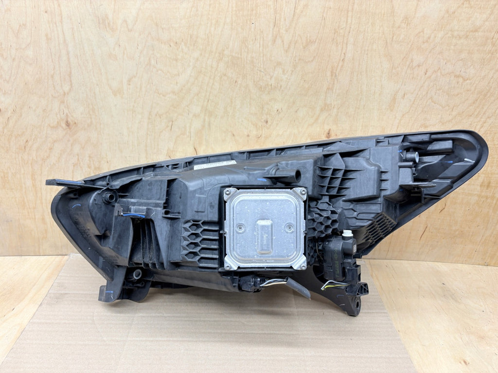 Frontscheinwerfer Renault Captur 260107244R Rechts Scheinwerfer Headlight SCH2238106726pz