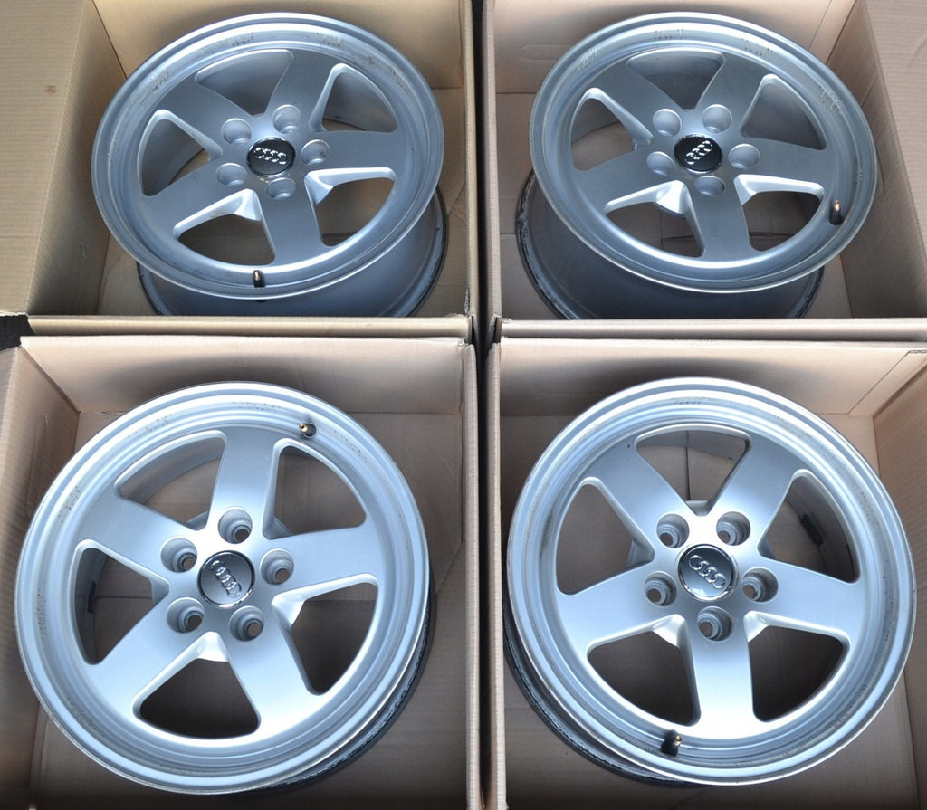 4x Alufelge 16 Zoll 7.0" 5x112 35ET Glanz Silber 8W0601025 Audi A6 A4 Rim Wheel