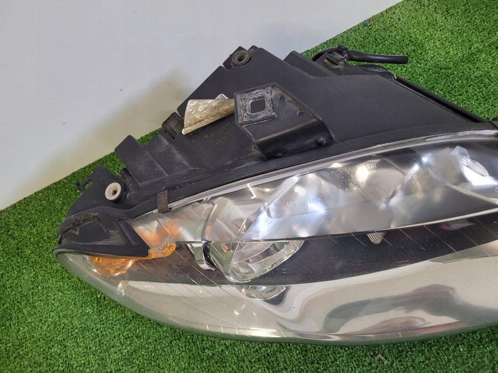 Frontscheinwerfer Audi A4 B7 8E0941004 Rechts Scheinwerfer Headlight