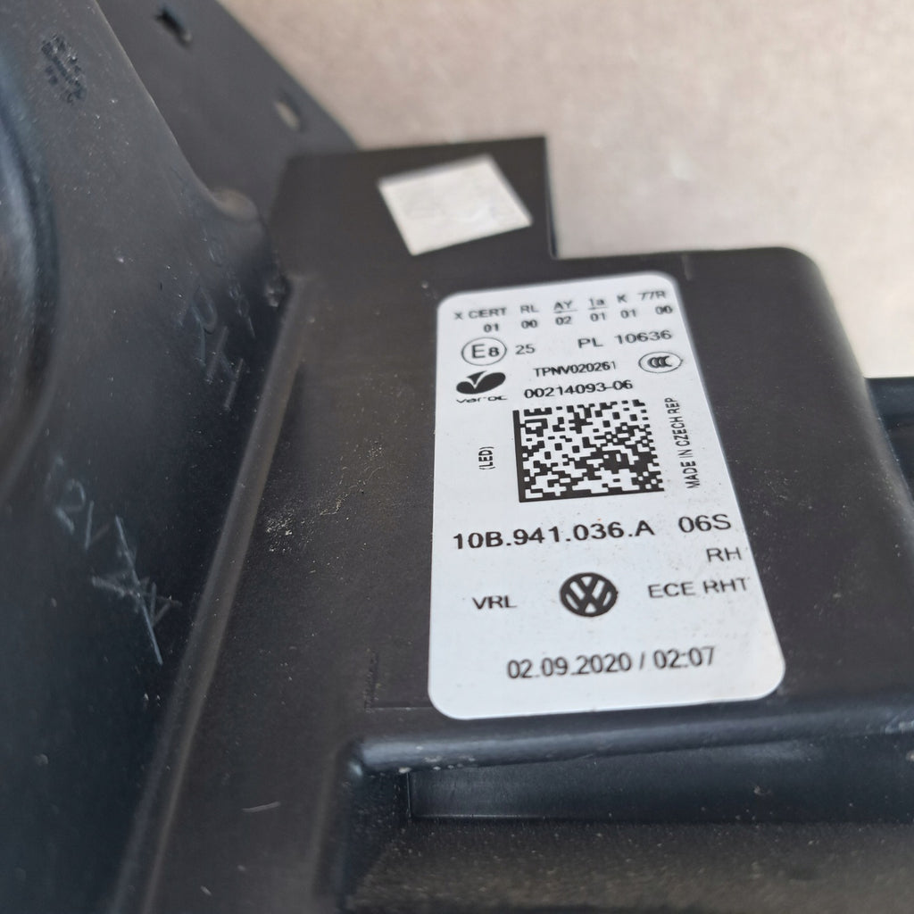 Frontscheinwerfer VW 10B941036A LED Rechts Scheinwerfer Headlight SCH2208005166ci