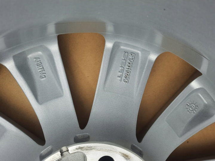 1x Alufelge 15 Zoll 5.5" 5x100 40ET 6F0601025G Seat Rim Wheel FEL4982968622kx