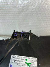 Laden Sie das Bild in den Galerie-Viewer, Frontscheinwerfer Renault 260606388R Ein Stück (Rechts oder Links) Headlight