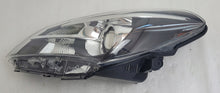 Load image into Gallery viewer, Frontscheinwerfer Toyota Yaris Links Scheinwerfer Headlight