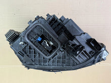 Laden Sie das Bild in den Galerie-Viewer, Frontscheinwerfer Mercedes-Benz W247 A2479066901 A2479067001 Links Headlight SCH1705476989qi