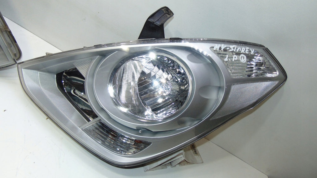 Frontscheinwerfer Hyundai H-1 Ein Stück (Rechts oder Links) Headlight