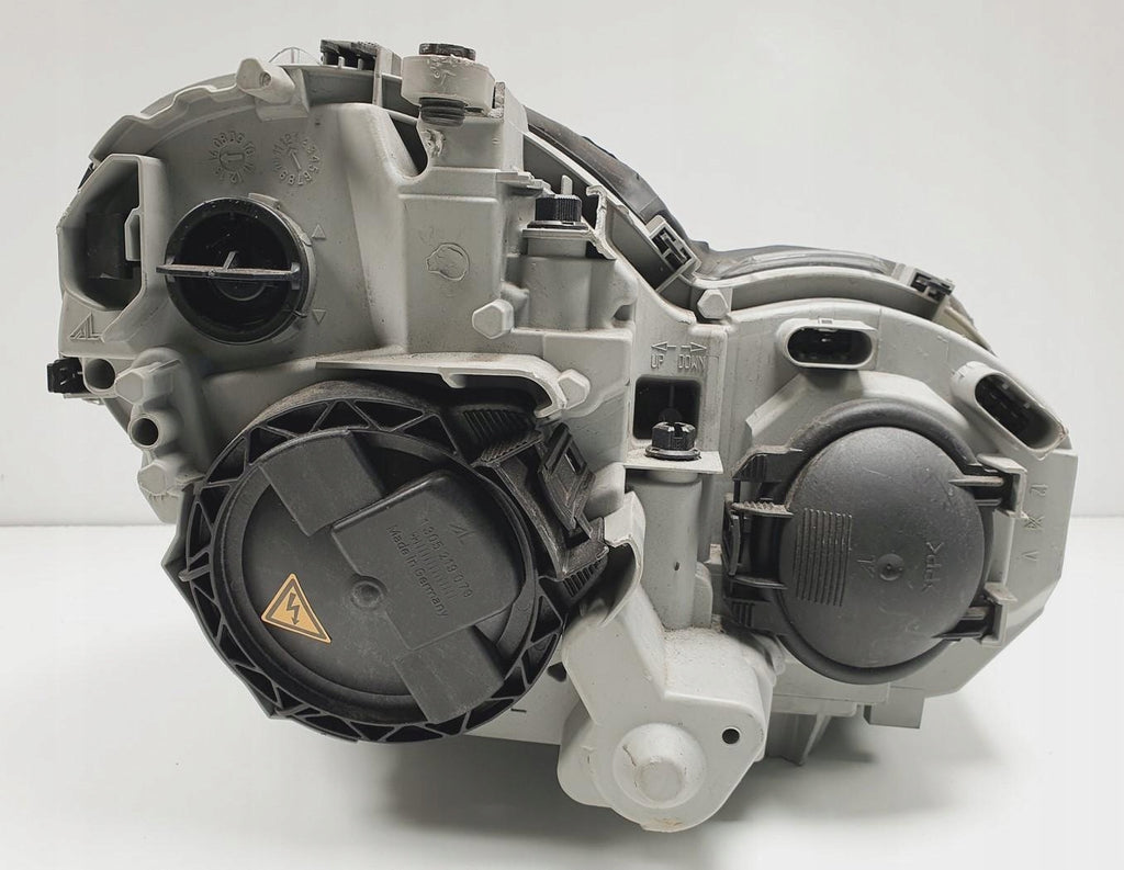 Frontscheinwerfer Mercedes-Benz W203 A2038203761 0301166275 Links Headlight SCH2963534241ga