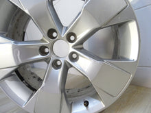 Laden Sie das Bild in den Galerie-Viewer, 1x Alufelge 18 Zoll 7.5&quot; 5x108 50,5ET Glanz Silber 31471553 Volvo Xc40 Rim Wheel