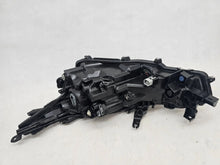 Laden Sie das Bild in den Galerie-Viewer, Frontscheinwerfer Toyota Corolla 81110-2T31-00 Rechts Scheinwerfer Headlight