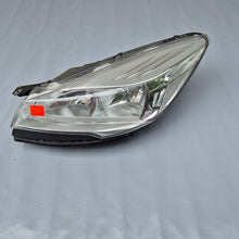 Laden Sie das Bild in den Galerie-Viewer, Frontscheinwerfer Ford Kuga CV4413W030AE Ein Stück (Rechts oder Links) Headlight SCH2147464491tu