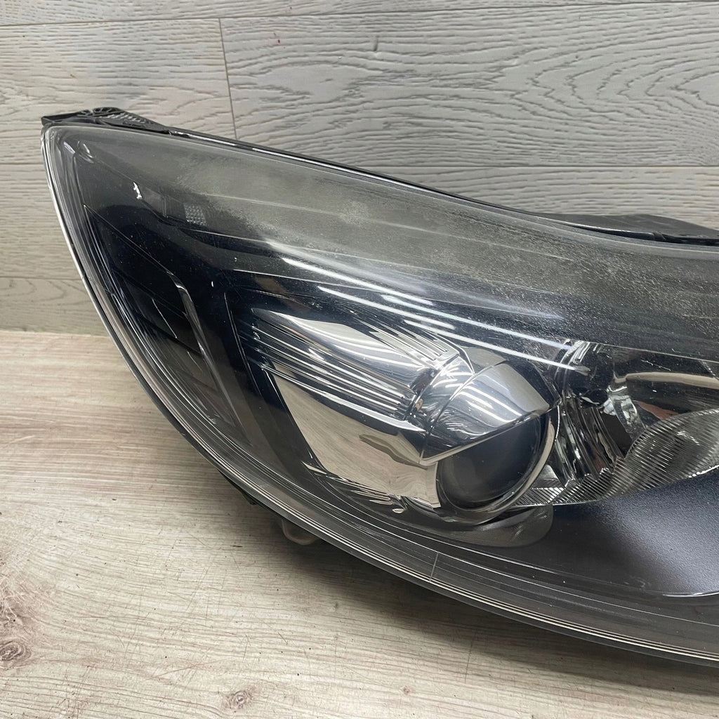 Frontscheinwerfer Ford Focus BM5113W029 Xenon Rechts Scheinwerfer Headlight SCH4482767764nh
