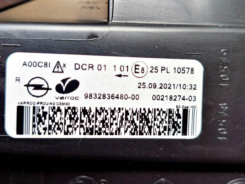 Frontscheinwerfer Opel Zafira Vivaro 9832836480 Xenon Rechts Headlight