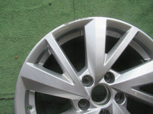 Load image into Gallery viewer, 1x Alufelge 17 Zoll 7.0" 5x112 45ET Glanz Silber 81A601025C Audi Q2 Rim Wheel FEL5609399764gb