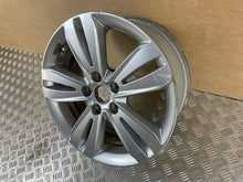 Laden Sie das Bild in den Galerie-Viewer, 1x Alufelge 17 Zoll 7.0" 5x114.3 48 5ET Glanz Silber 52910-F1220 Kia Sportage FEL5119746853vc