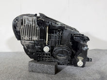 Laden Sie das Bild in den Galerie-Viewer, Frontscheinwerfer Mercedes-Benz W205 A205 A2059065906 LED Links Headlight SCH7260002716bj