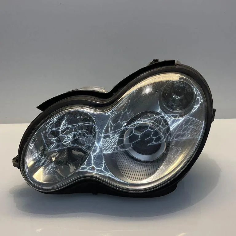 Frontscheinwerfer Mercedes-Benz A2038203761 0301166275 Xenon Links Headlight SCH5466099109yd
