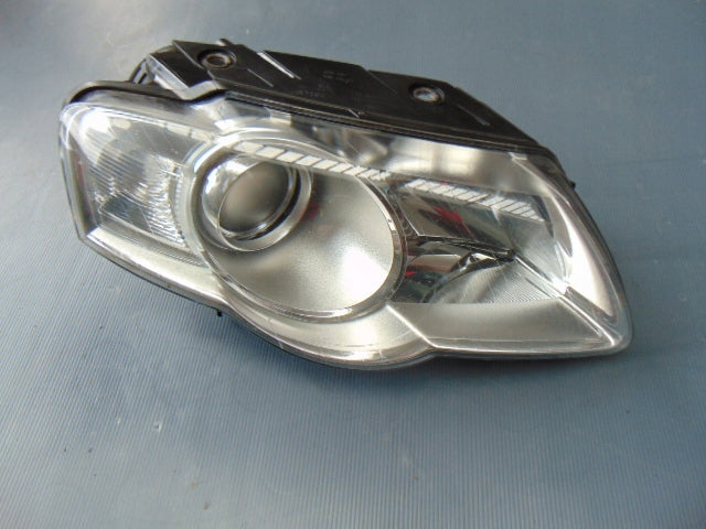 Frontscheinwerfer VW Passat 3CO941006Q 1EI247014-12 Rechts Headlight