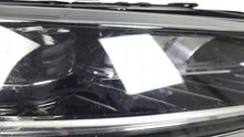 Laden Sie das Bild in den Galerie-Viewer, Frontscheinwerfer Skoda Superb III 3V1941016D Rechts Scheinwerfer Headlight SCH2100710638dn