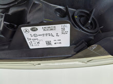Laden Sie das Bild in den Galerie-Viewer, Frontscheinwerfer Mercedes-Benz Vito W447 A4479067700 Links Headlight
