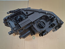 Laden Sie das Bild in den Galerie-Viewer, Frontscheinwerfer VW Touran 5TB941082A Full LED Rechts Scheinwerfer Headlight SCH5104729763ly