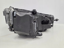 Laden Sie das Bild in den Galerie-Viewer, Frontscheinwerfer Skoda Scala 655941015A Links Scheinwerfer Headlight SCH8363624426mc
