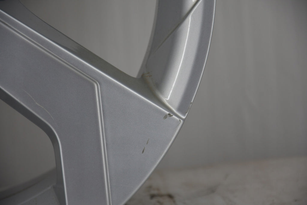 1x Alufelge 17 Zoll 7.0" 5x114.3 40ET Glanz Silber KB409-6U200 Nissan Juke FEL3919372104fh