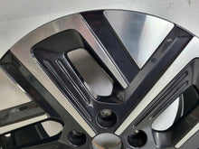 Laden Sie das Bild in den Galerie-Viewer, 1x Alufelge 17 Zoll 7.0&quot; 5x114.3 50ET Glanz 52910-DD100 Hyundai Kona Rim Wheel