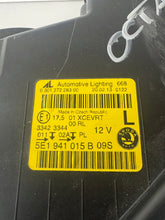 Load image into Gallery viewer, Frontscheinwerfer Skoda Octavia III 5E1941015B Xenon Links Headlight SCH7038007530bg