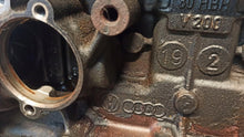 Laden Sie das Bild in den Galerie-Viewer, Motor Audi A5 A4 CAH 2.0 TDI 2010 Diesel Engine Unkomplett