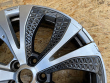 Load image into Gallery viewer, 1x Alufelge 19 Zoll 8.0" 5x114.3 408006686R Hyundai I Rim Wheel FEL5366286540dd