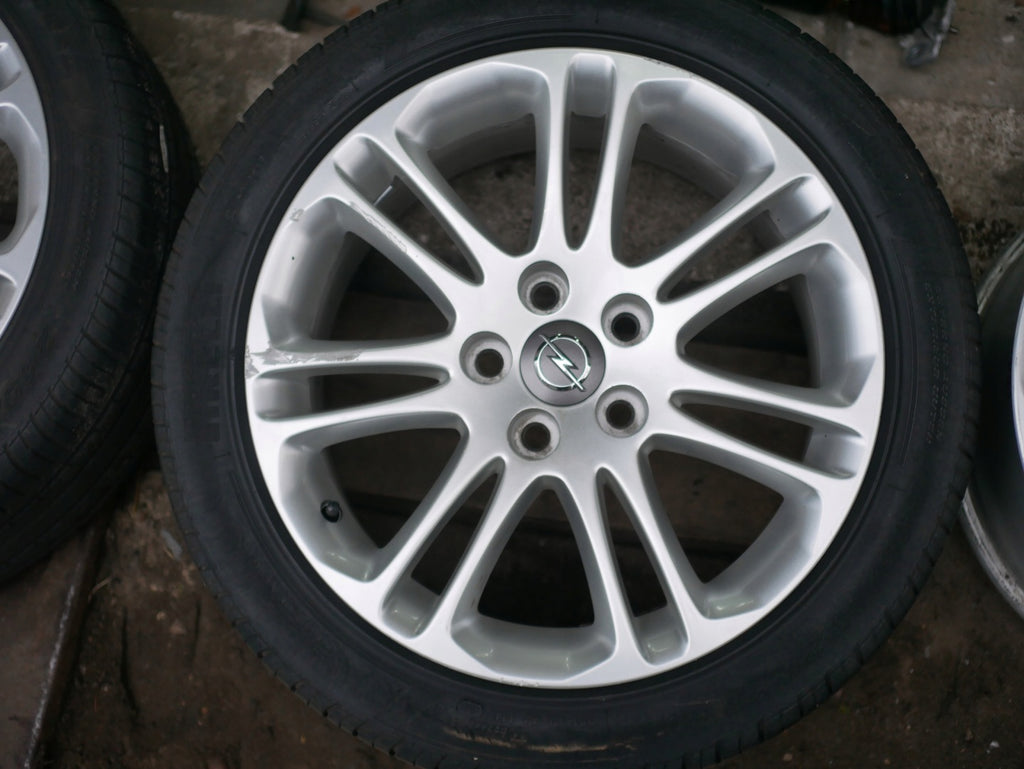 1x Alufelge 18 Zoll 8.0" 5x120 42ET 13239885 Opel Insignia Rim Wheel FEL3961866732uo