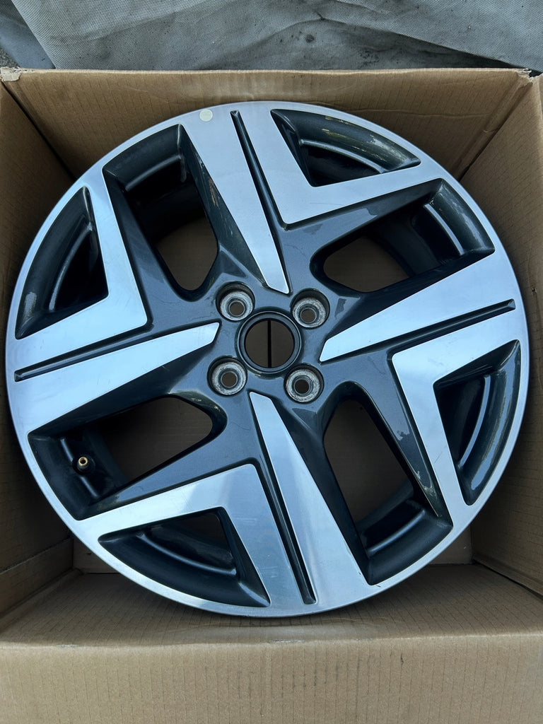 1x Alufelge 17 Zoll 5.0" 4x114.3 52910-Q0400 Hyundai Rim Wheel