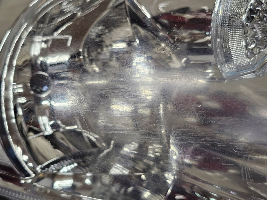 Frontscheinwerfer Toyota Auris 81110-02A51 Xenon Rechts Scheinwerfer Headlight