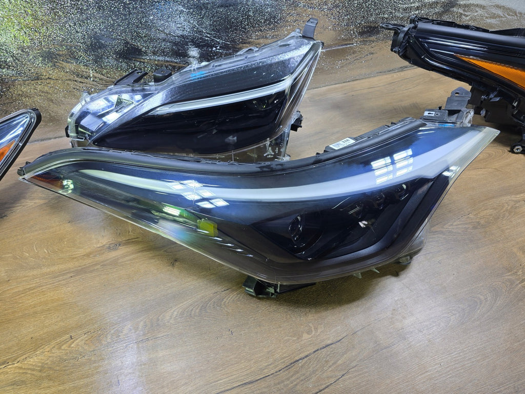 Frontscheinwerfer Toyota Chr 81110-YP281-00 Rechts Scheinwerfer Headlight SCH2058238753wp