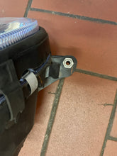 Laden Sie das Bild in den Galerie-Viewer, Frontscheinwerfer Mercedes-Benz W211 Links Scheinwerfer Headlight SCH2525317857tw