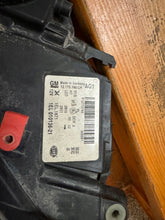 Laden Sie das Bild in den Galerie-Viewer, Frontscheinwerfer Saab 95 9-5 12775740 Xenon Links Scheinwerfer Headlight