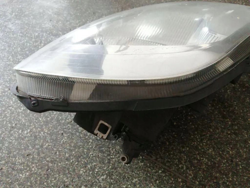 Frontscheinwerfer Opel Vivaro 8200701354 Links Scheinwerfer Headlight SCH8751365018di
