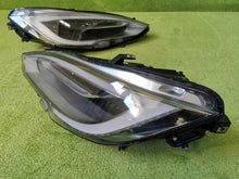 Laden Sie das Bild in den Galerie-Viewer, Frontscheinwerfer Tesla S LED Ein Satz Scheinwerfer Headlight