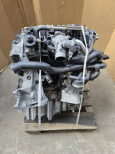 Laden Sie das Bild in den Galerie-Viewer, Motor Audi CAHA 2.0 TDI 170PS 125kW 132TKm 2010 Diesel Engine Komplett