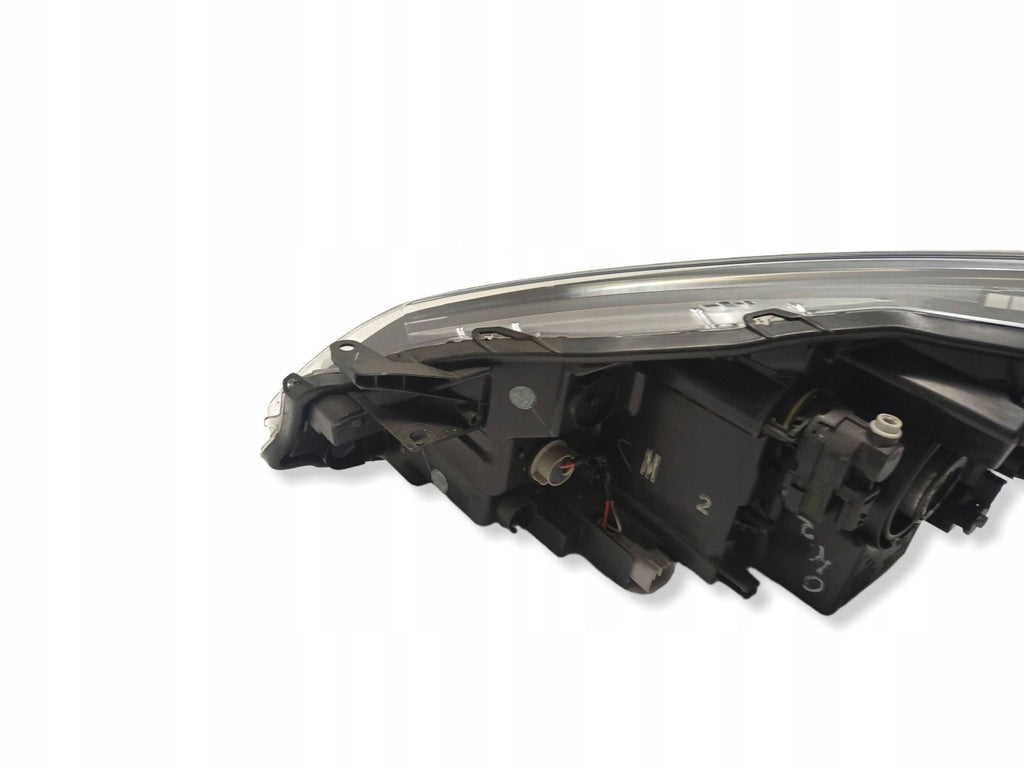 Frontscheinwerfer Toyota Yaris Rechts Scheinwerfer Headlight SCH9501417816ui