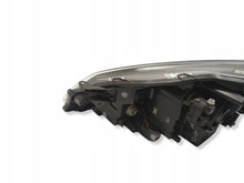 Laden Sie das Bild in den Galerie-Viewer, Frontscheinwerfer Toyota Yaris Rechts Scheinwerfer Headlight SCH9501417816ui