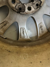 Laden Sie das Bild in den Galerie-Viewer, 1x Alufelge 17 Zoll 7.5" 6855088 Bmw Rim Wheel FEL4385172344om