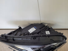 Laden Sie das Bild in den Galerie-Viewer, Frontscheinwerfer Mercedes-Benz Cla A1189068501 Links Scheinwerfer Headlight SCH9189022001mv