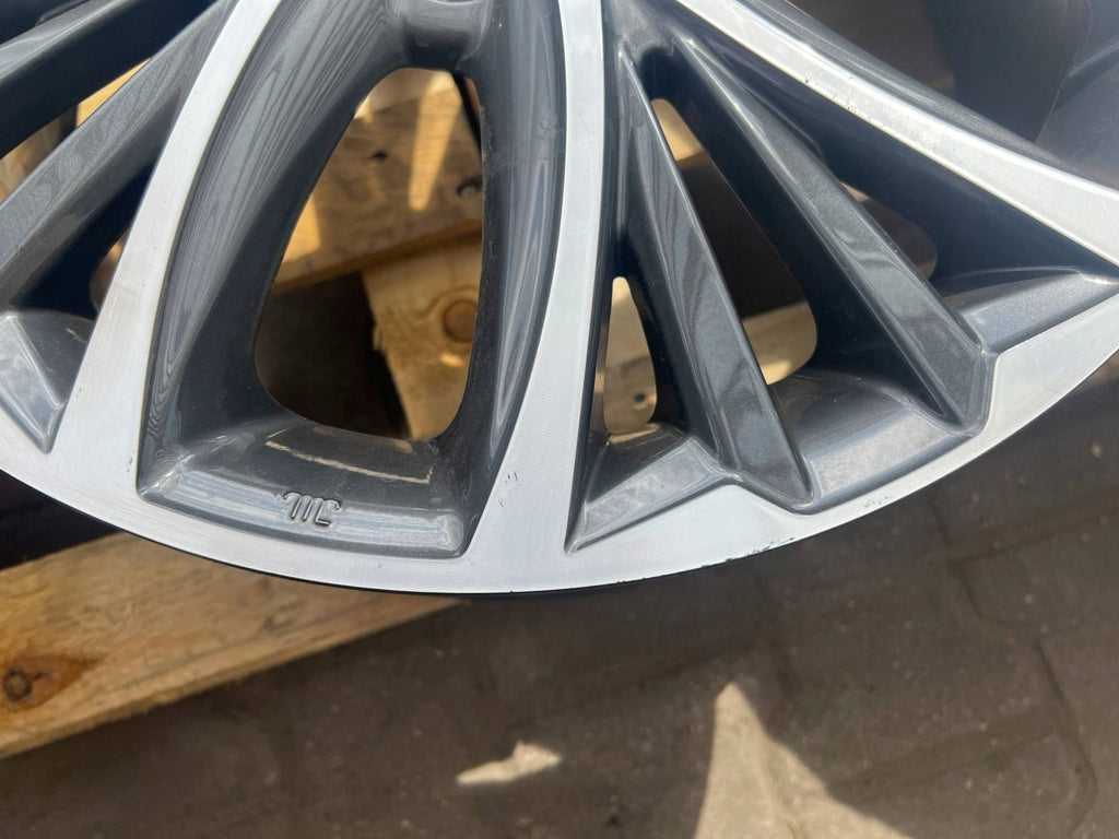 1x Alufelge 17 Zoll 5x100 PW4570D005 Toyota Yaris Rim Wheel FEL9437199468uu