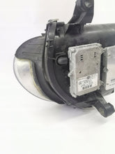 Laden Sie das Bild in den Galerie-Viewer, Frontscheinwerfer Mercedes-Benz W251 A0038205826 A2518202661 Rechts Headlight SCH4170926893hy
