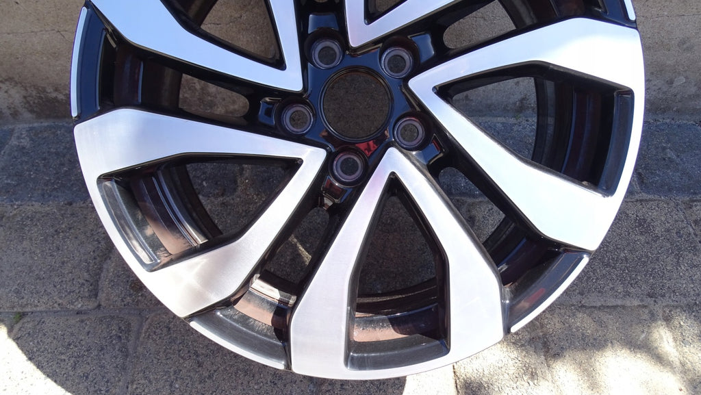 1x Alufelge 16 Zoll 6.0" 5x100 35ET Glanz Schwarz 2GM601025AA VW T-Cross FEL1489764740ri